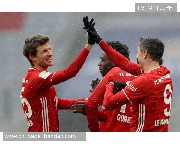 拜仁对阵弗赖堡海报发布迪亚斯卡尔贝斯特齐亮相剑指三分